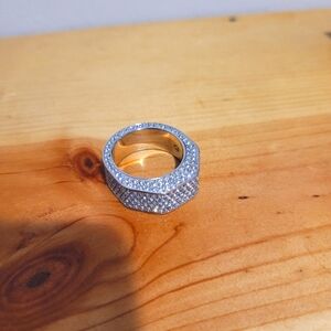 Swavorski Dextera 10 1/4 60 Hexagon Ring